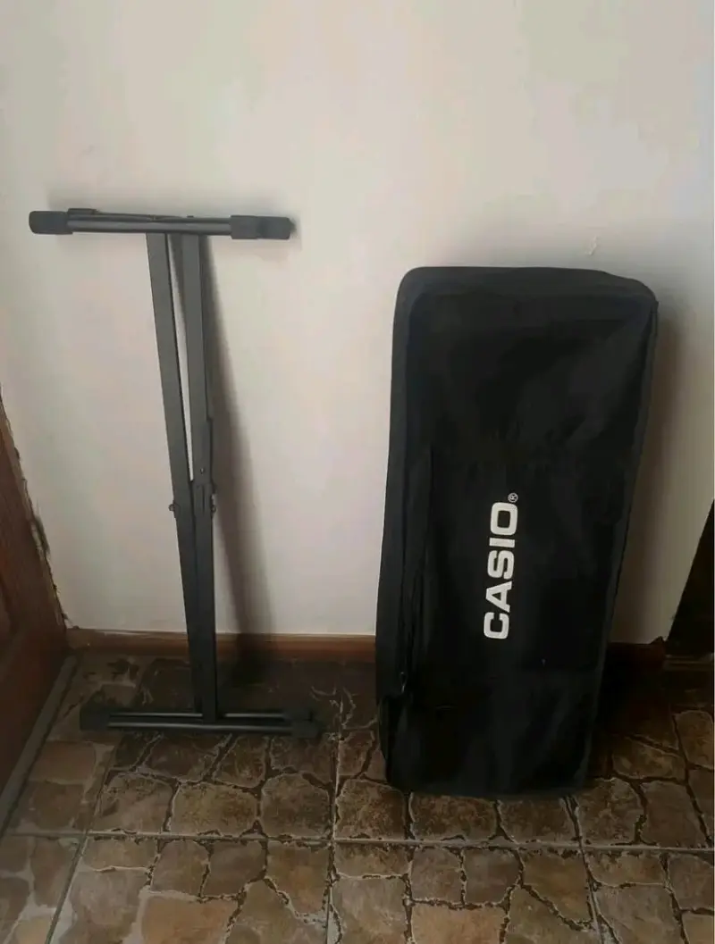 Teclado musical con adaptador - 2