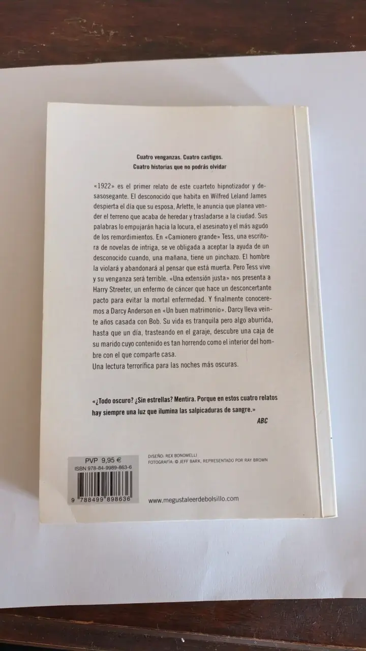 Libro 'Todo Oscuro, Sin Estrellas' - 3