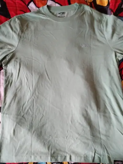 Polera verde manga corta - miniatura 1