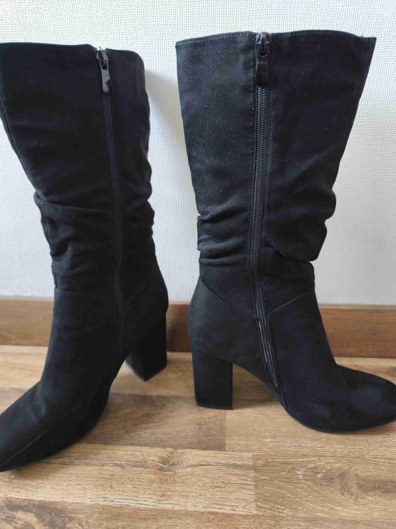 Botas negras de gamuza - 4