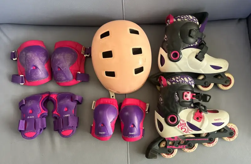 Juego patines, casco y protecciones - 1