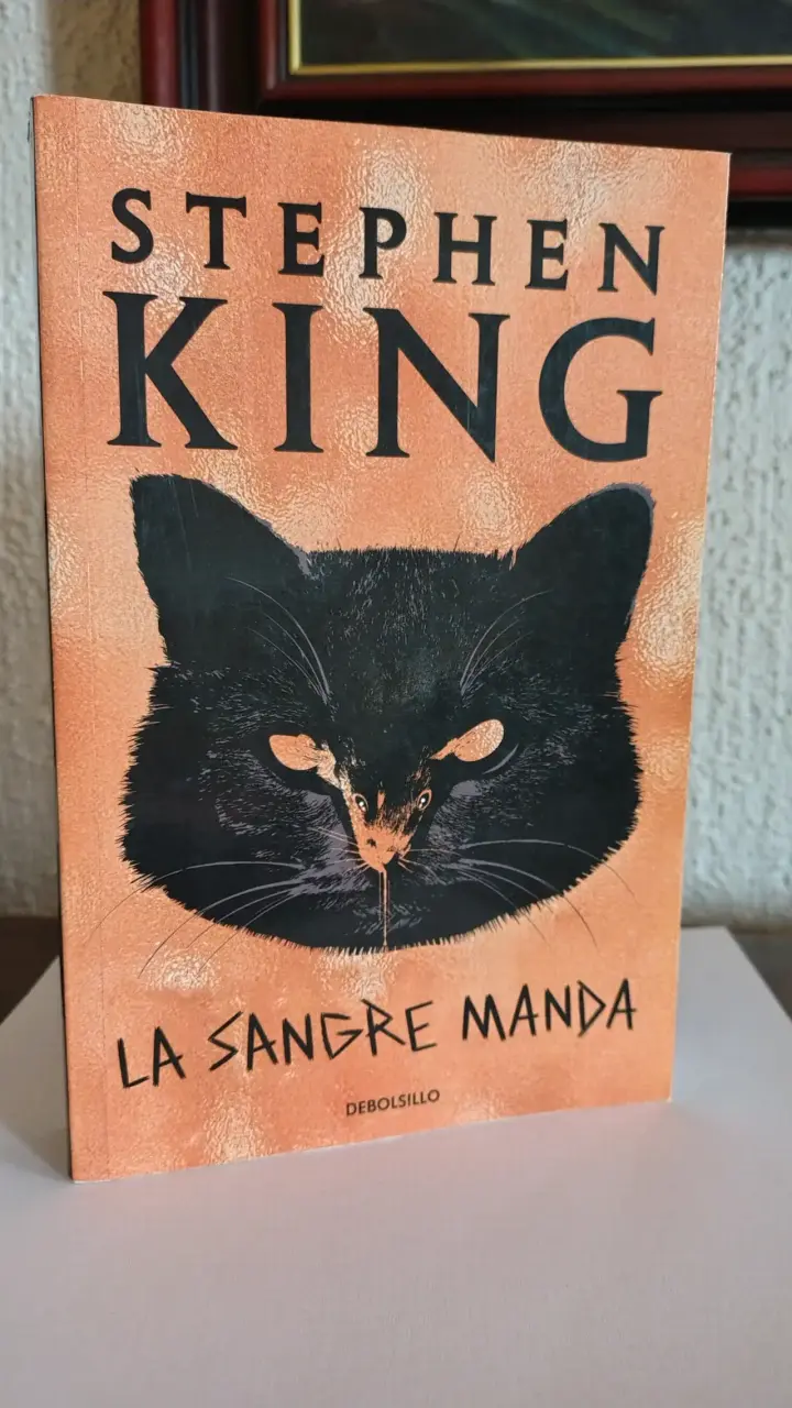 Libro 'La Sangre Manda' de Stephen King - 1