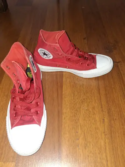 Zapatillas rojas de lona - miniatura 3