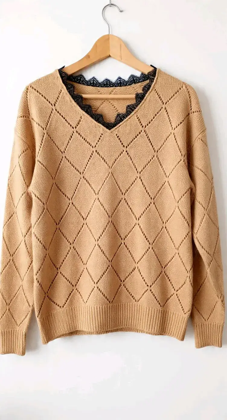 Suéter beige de punto calado
