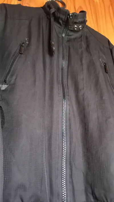Chaqueta negra VCR prjct talla M - miniatura 2
