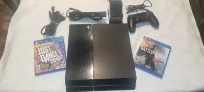 Consola PS4 con accesorios y juegos - miniatura 1