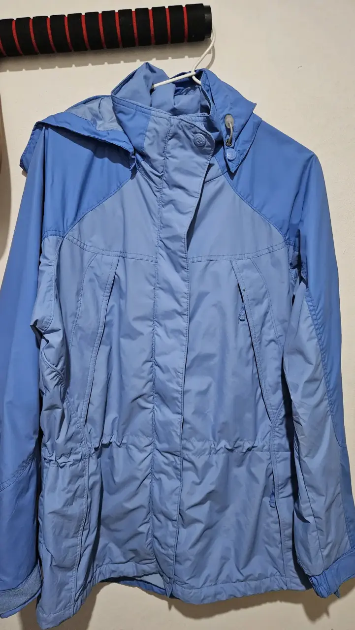 Chaqueta mujer azul impermeable - 1