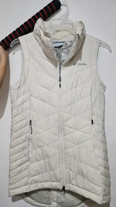 Chaqueta Columbia beige sin mangas - miniatura 1