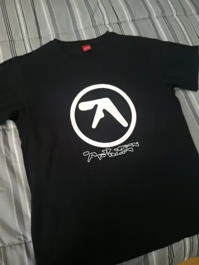 Polera negra aphex twin - miniatura 1