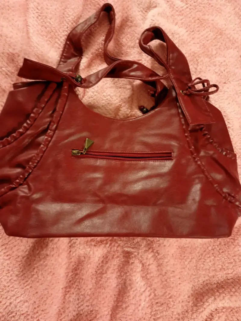 Bolso rojo de cuero sintético - 1