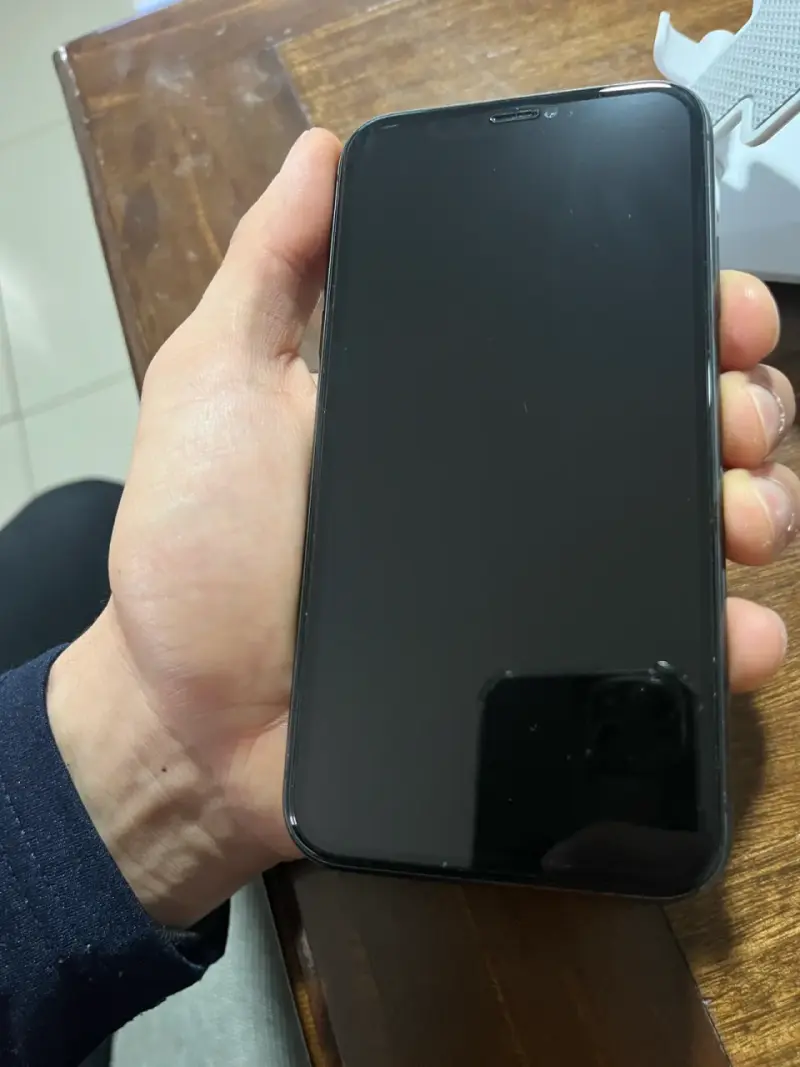 iPhone 11 de 128 gb - 4