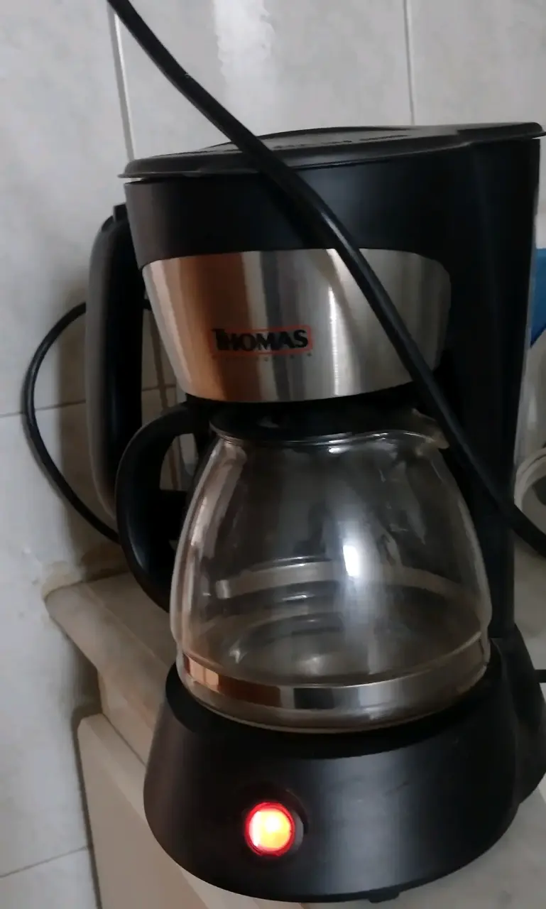 Cafetera Thomas con molinillo - 4