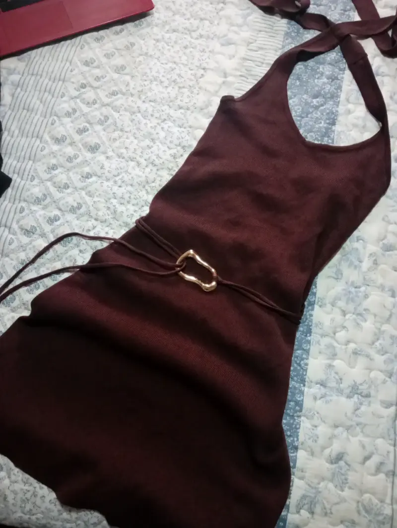 Vestido cafe con cinturón