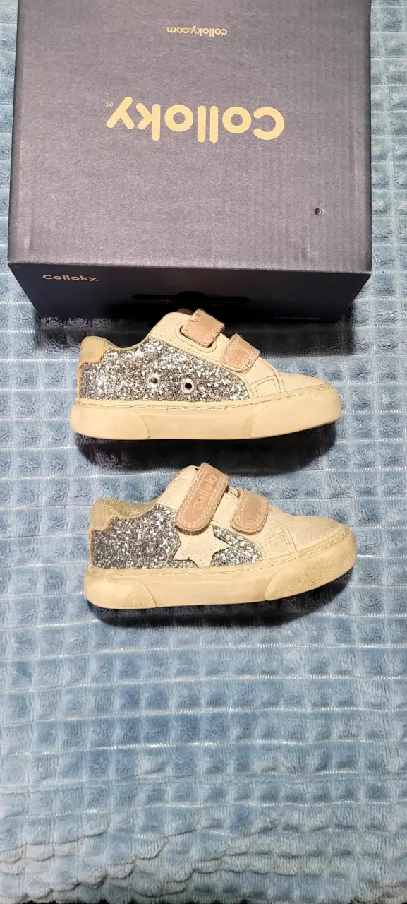 Zapatillas brillantes de niña - 1