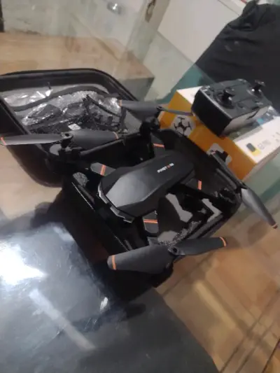 Drone FPV con control remoto - miniatura 6