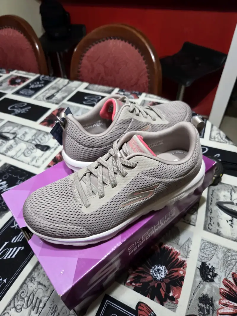 Zapatillas Skechers gris nuevas - 3