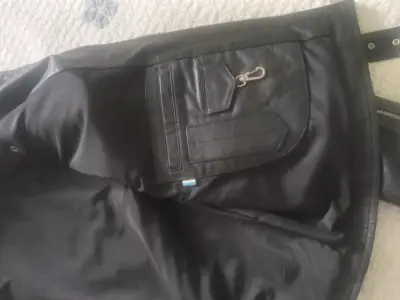 Chaqueta de cuero argentino negra (Preta) - miniatura 3
