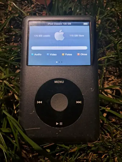 iPod Classic 120 GB usado - miniatura 1
