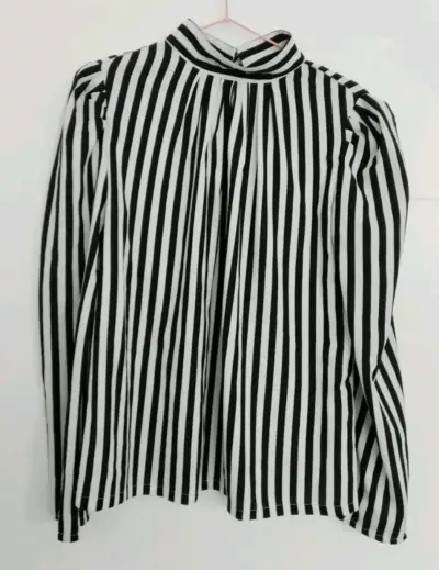 Blusa rayada blanca y negra - miniatura 6