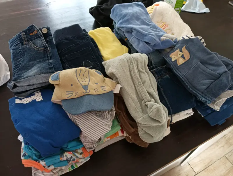 Ropa de bebé en buen estado - 1