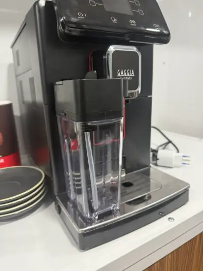 Cafetera Superautomática Gaggia Magenta - miniatura 5