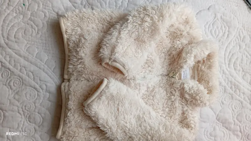 Chaqueta de peluche cremita - 2