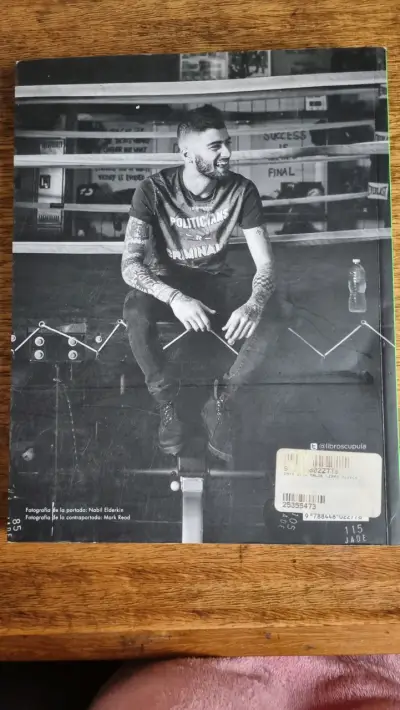 Libro 'Z' de Zayn Malik - miniatura 5