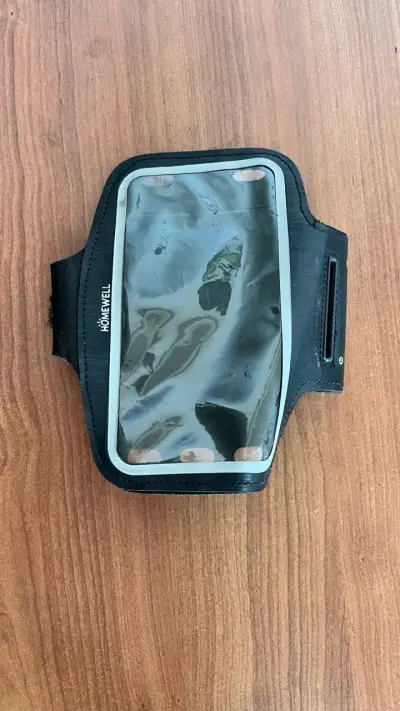 Brazalete deportivo para celular - miniatura 1