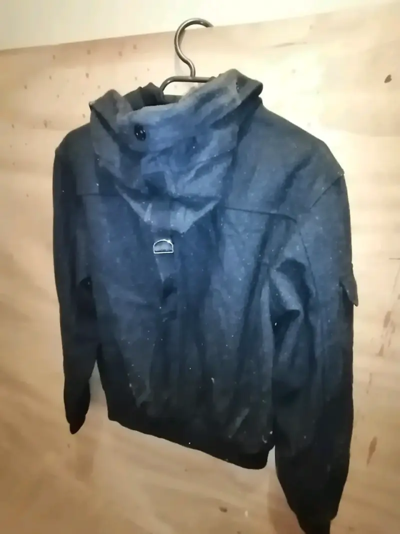 Chaqueta gris marengo con capucha - 2