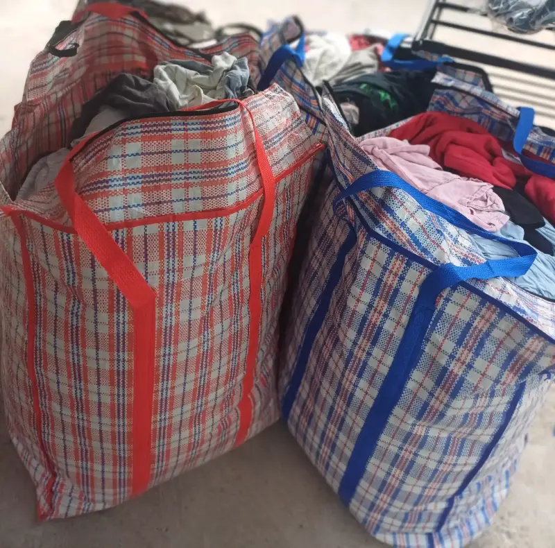 Bolsas de ropa usada