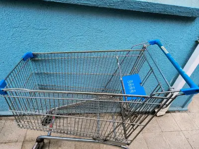 Carro de supermercado - miniatura 2