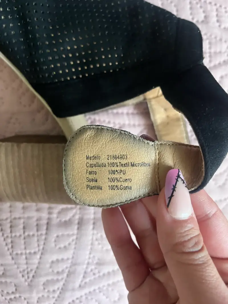 Sandalias negras con taco - 4