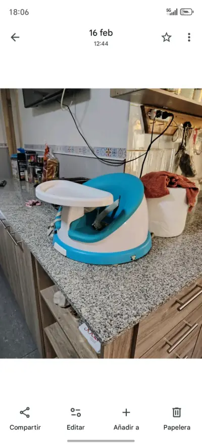 Silla para bebé con bandeja - miniatura 2