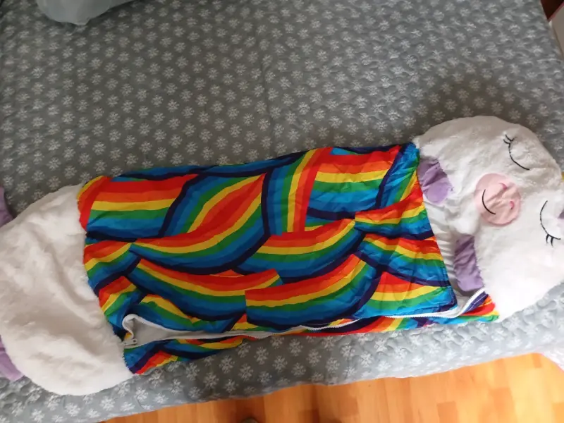 Saco de dormir unicornio arcoíris