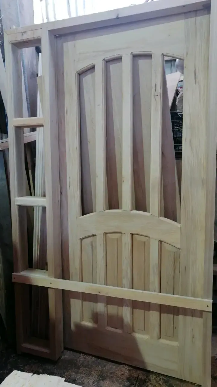 PUERTA CON FIJO , MAÑIO - 3