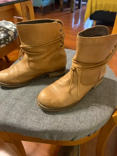 Botas de cuero camel - miniatura 1