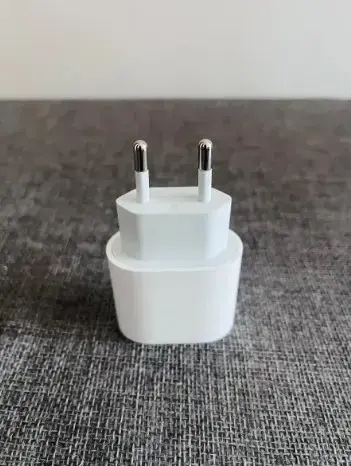 Adaptador Iphone Apple A2347 Usb-c A Usb-c 20w - 1