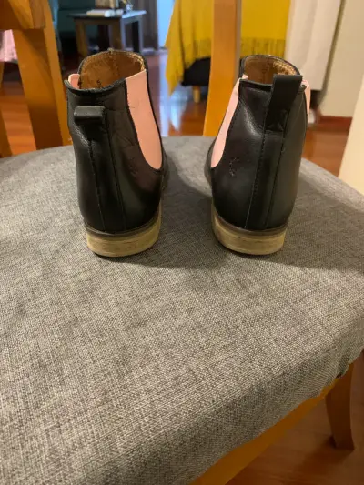 Botines negros y rosados - miniatura 2