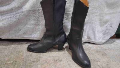 Botas cuero - miniatura 4