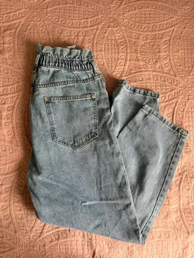 Jeans de mezclilla azul claro - miniatura 2