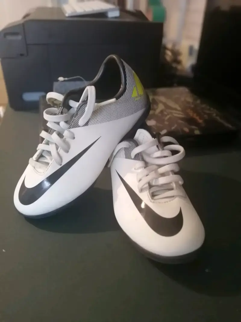 Zapatos deportivos Nike talla 13C - 5