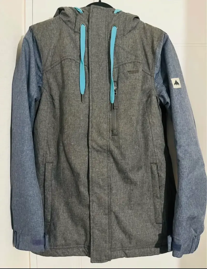 Parka gris con capucha - 1