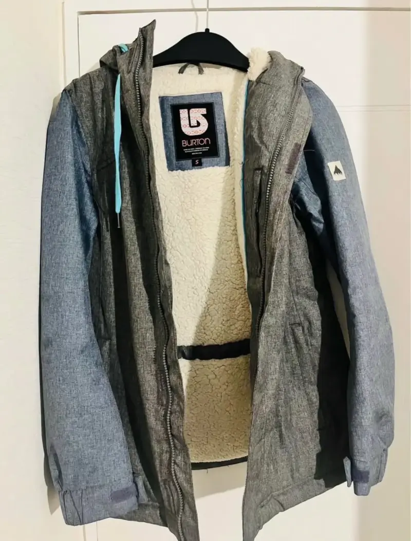 Parka gris con capucha - 2