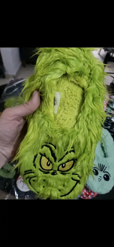 Pantuflas de personajes variados - miniatura 3