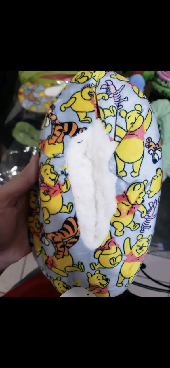 Pantuflas de personajes variados - 5