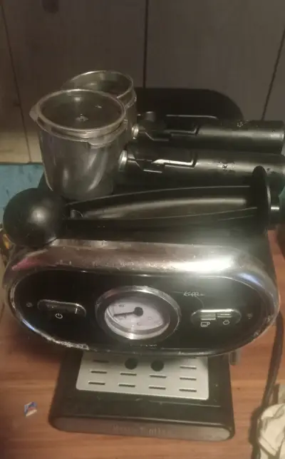 Máquina de café espresso Koffe - miniatura 2