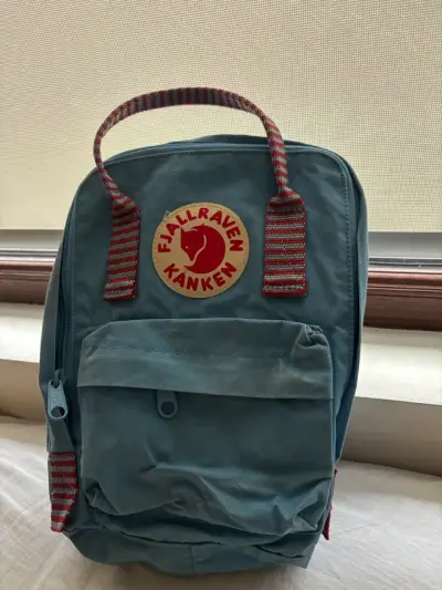 Mochila Fjallraven Kanken azul - miniatura 1