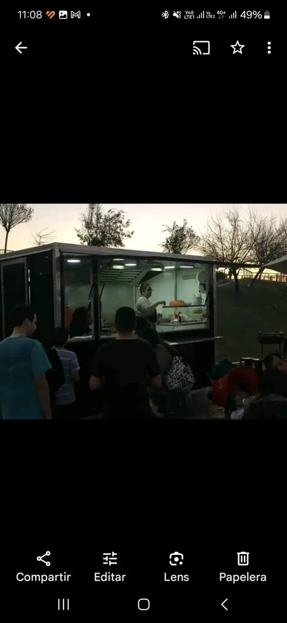 Food truck - 1