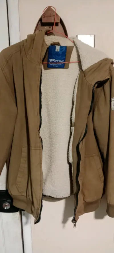 Chaquetas como nuevas - miniatura 1