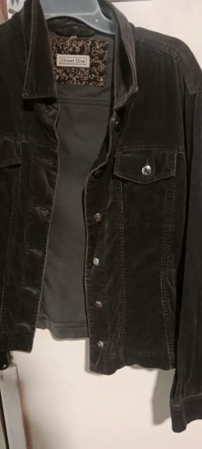 Chaquetas como nuevas - miniatura 3